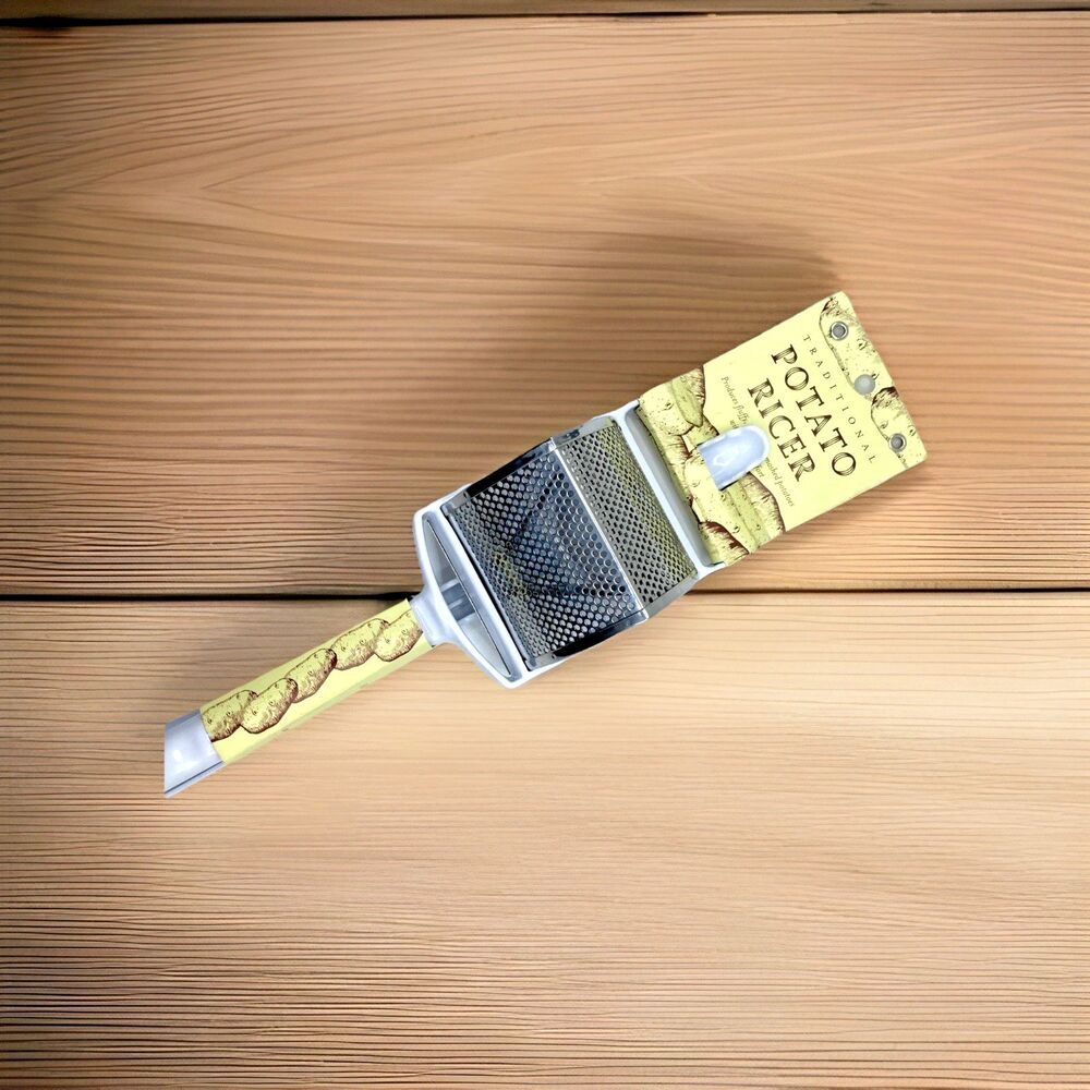 NEW William Sonoma Traditional Angled Potato Ricer Press Gnocchi Mash Baby Food